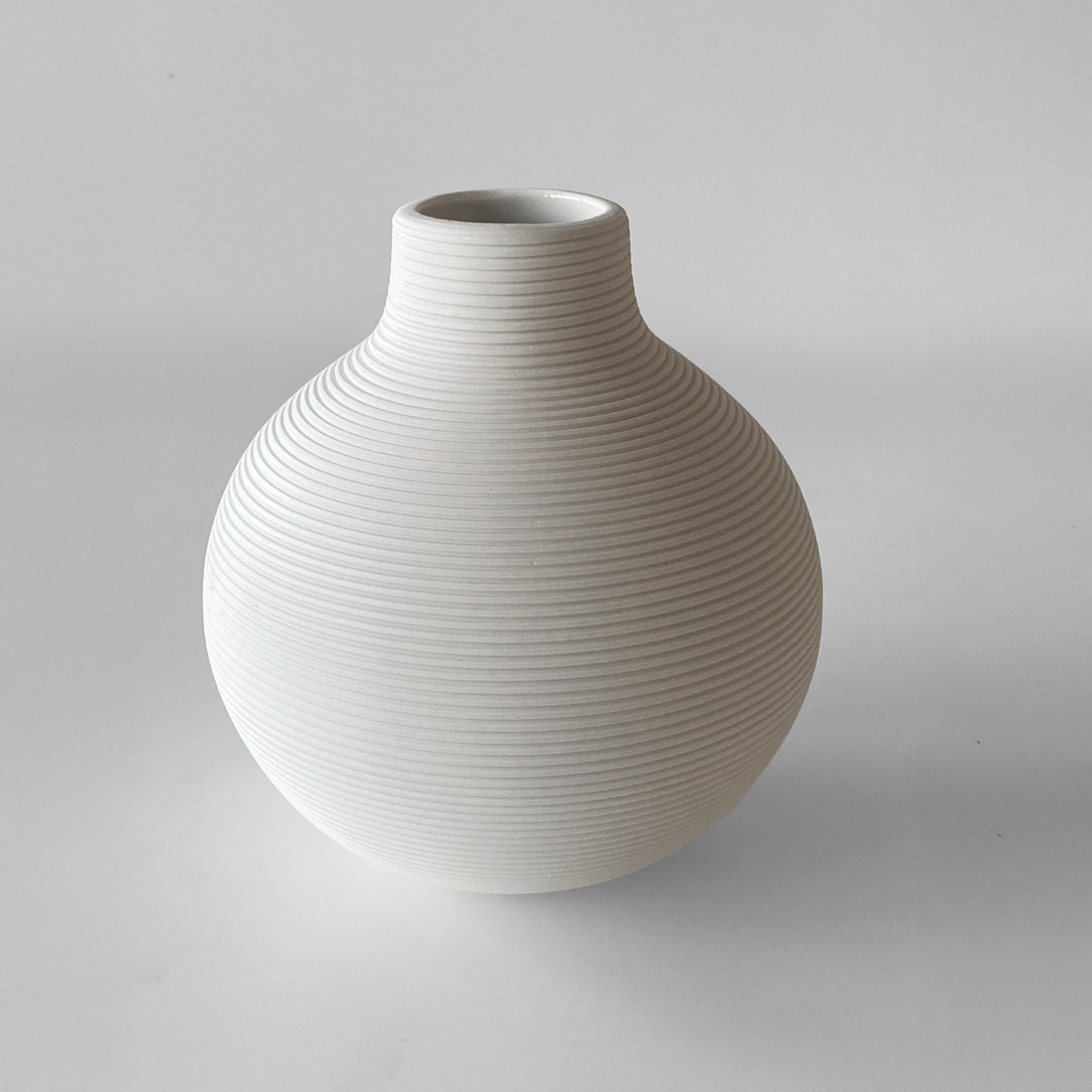 Florero de Cerámica Blanco Cuello Chico