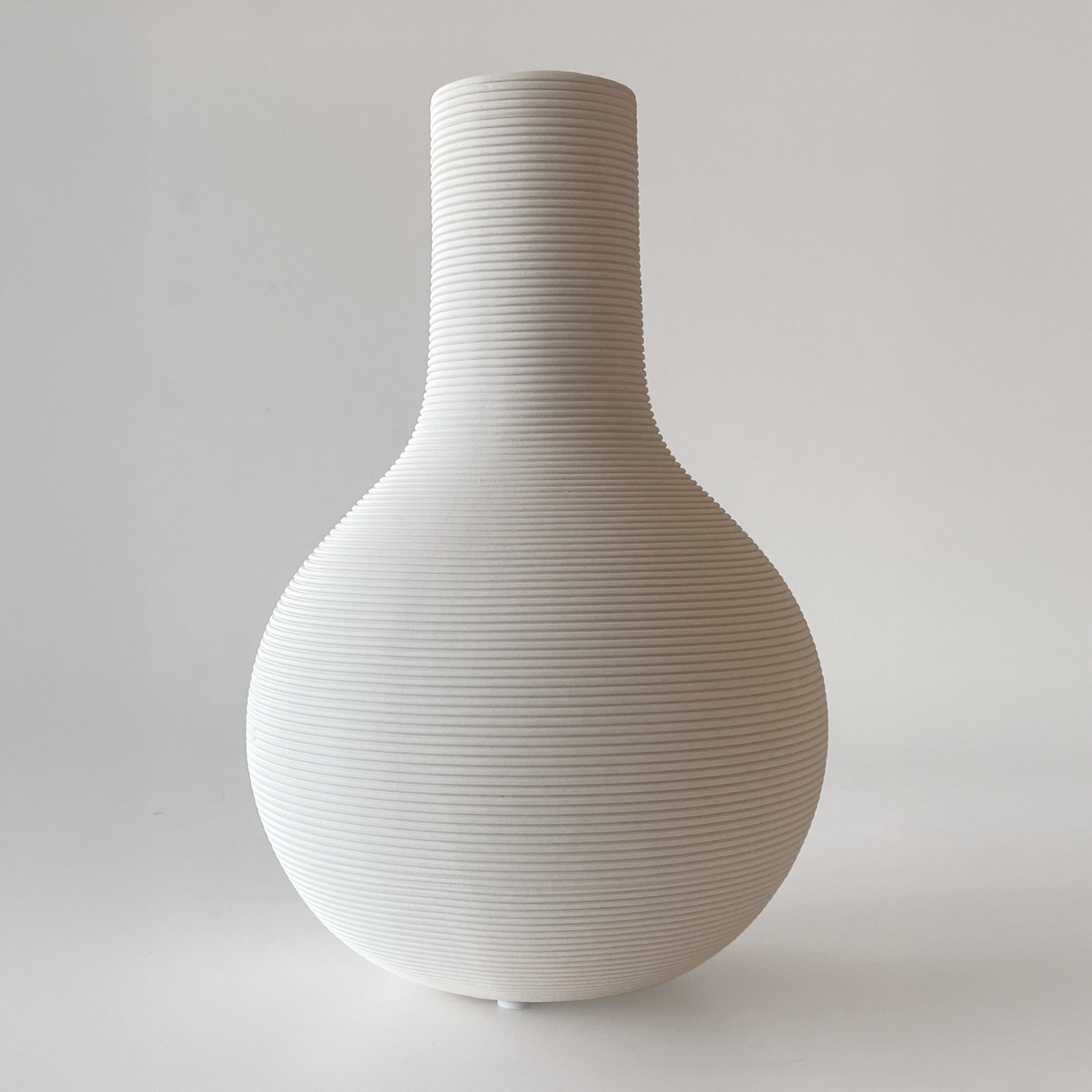 Florero de Cerámica Blanco Cuello Alto