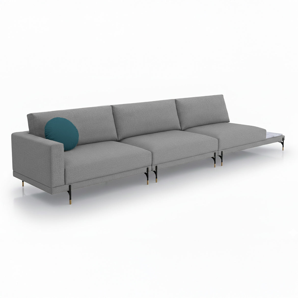 Sofá de 3 plazas para exterior con mesa de mármol.