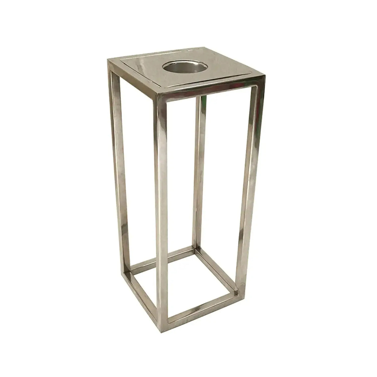 Candelabro de aluminio alto 1