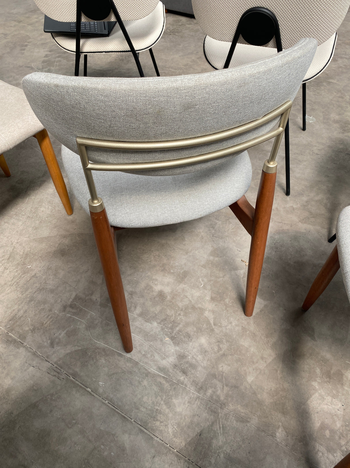 Silla Adara sin Brazo AQ2030 COR20 CP. Outlet S/CAMBIO NI DEVOLUCIÓN
