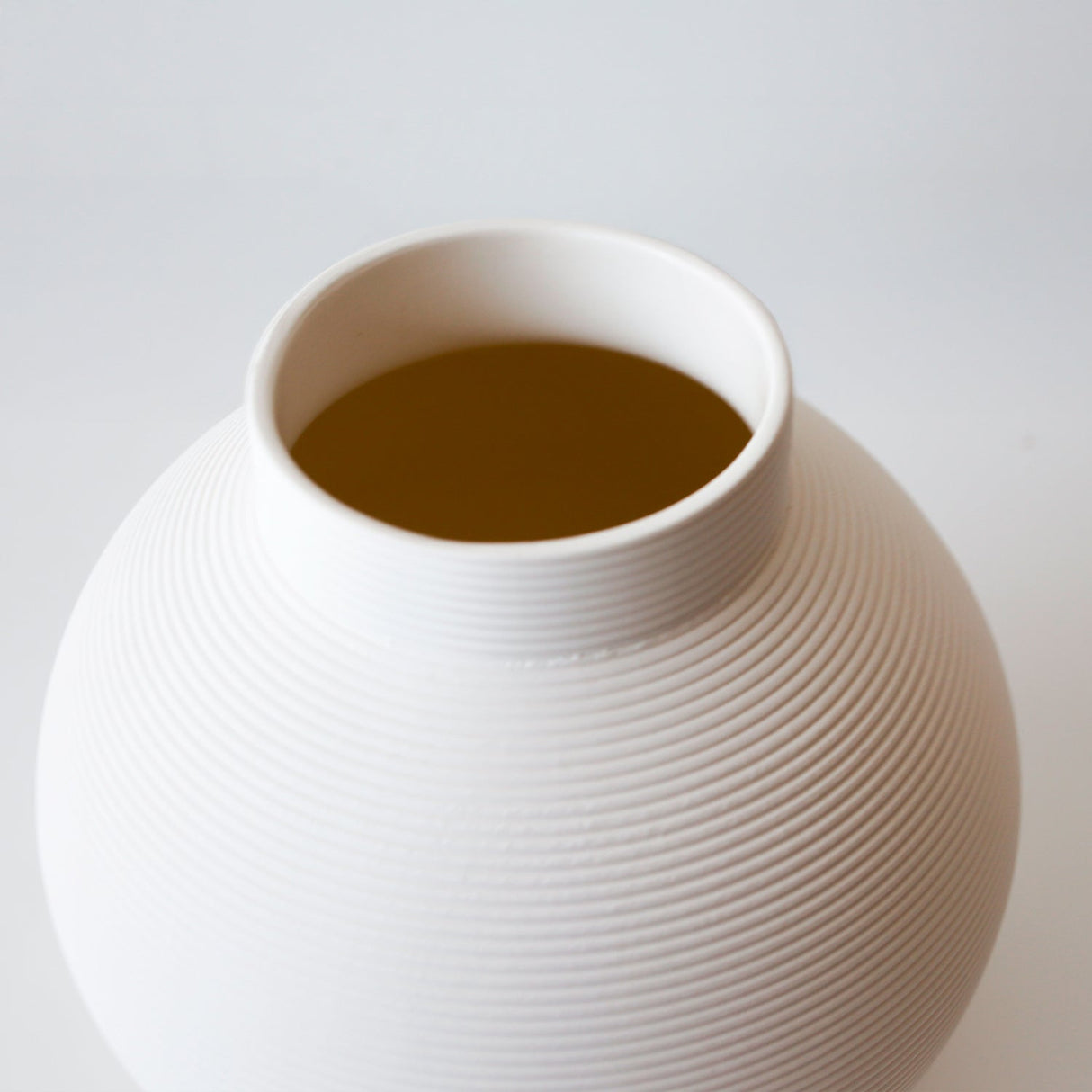 Florero de Cerámica Blanco Redondo Pequeño Kelida Porcelana