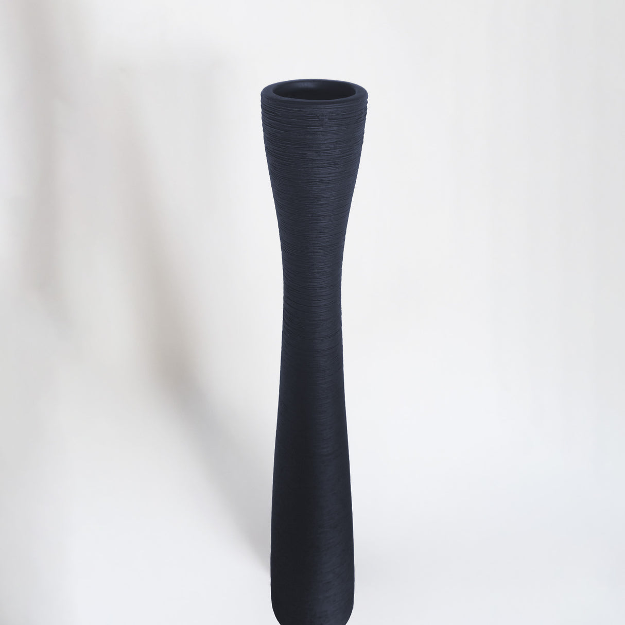 Jarrón de Cerámica Largo Delgado