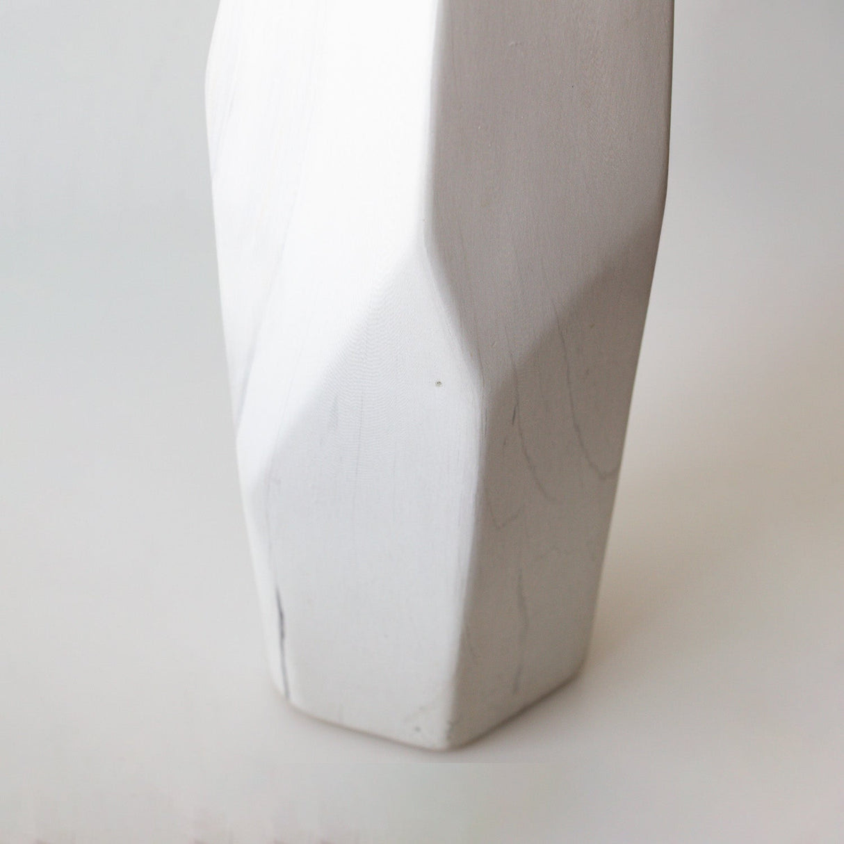 Jarrón Geométrico Grande Kelida Porcelana