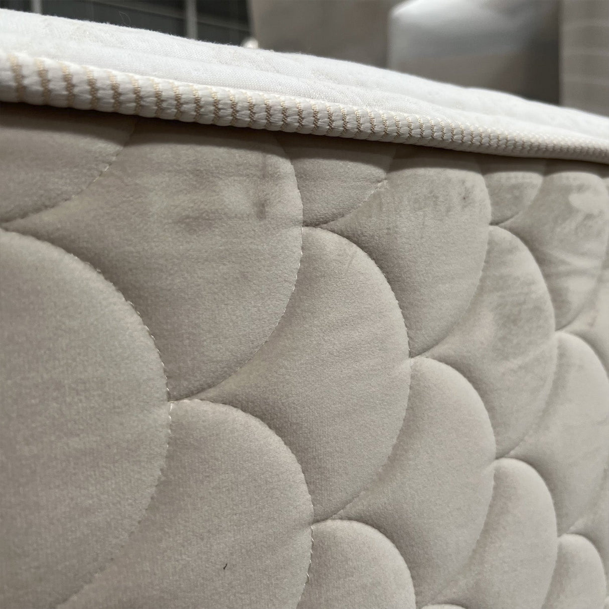 Cama Europea Elevatto Stock 1.5 plaza Outlet S/CAMBIO NI DEVOLUCIÓN Re Decora