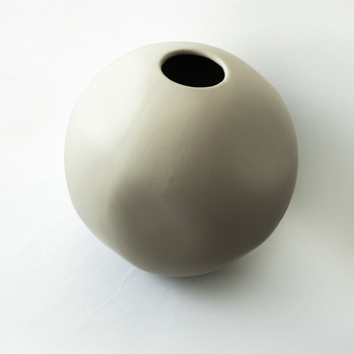 Jarrón de Cerámica Redondo Grande Minimalista Kelida Porcelana