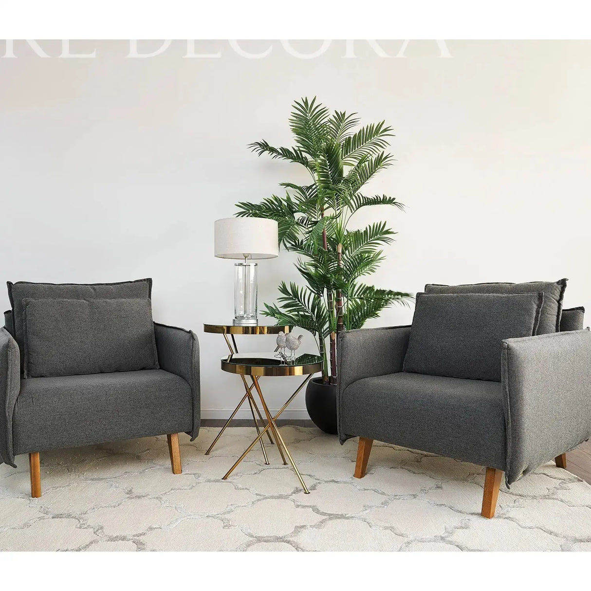 Sitial Sara Re Decora