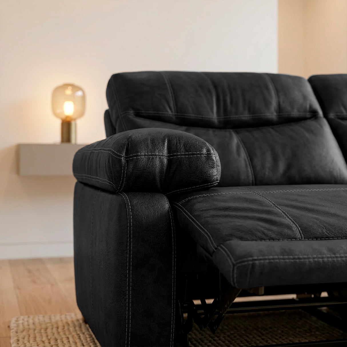 Sofá de Cuero Elbrus Reclinable y Extensible