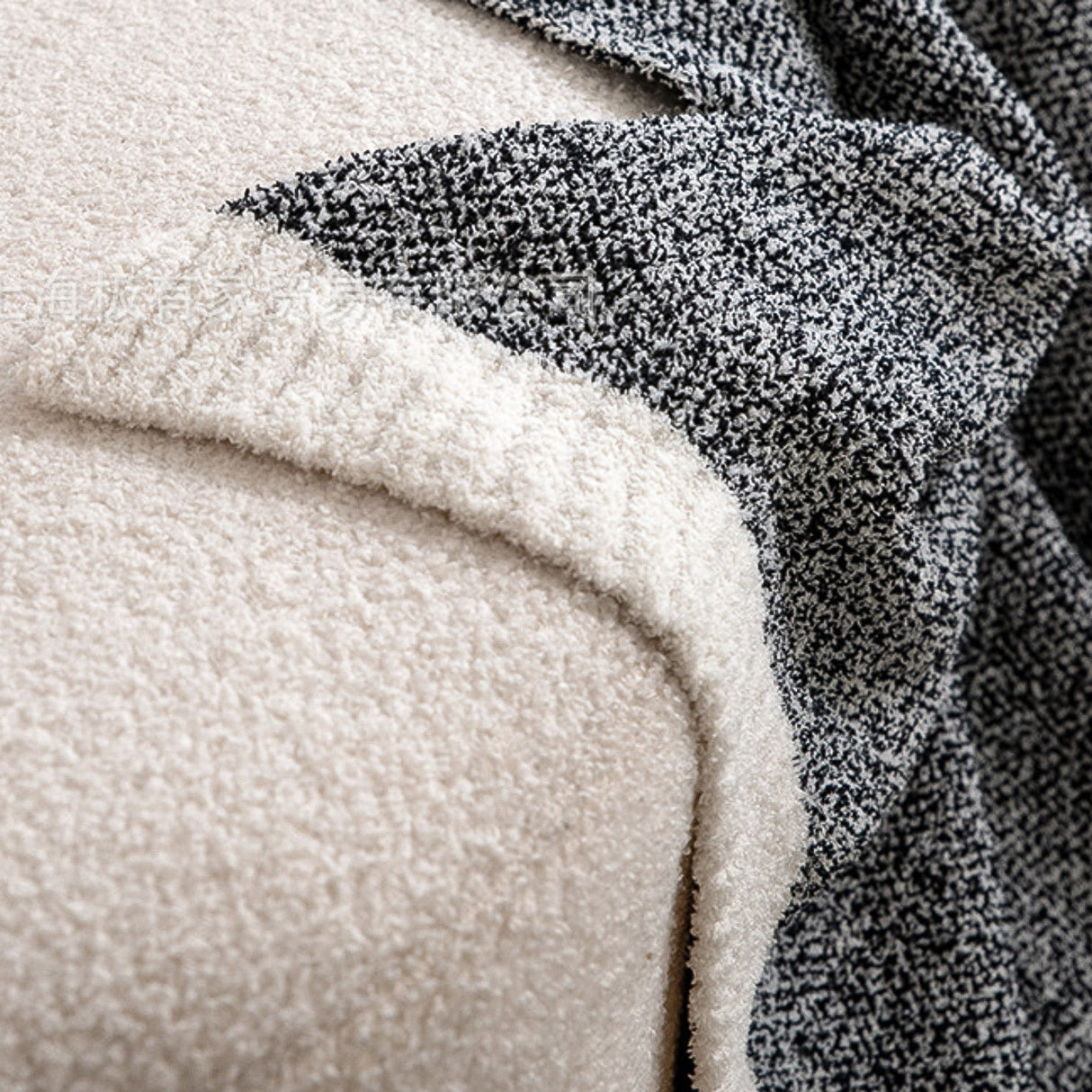 Manta Nórdica con Borde