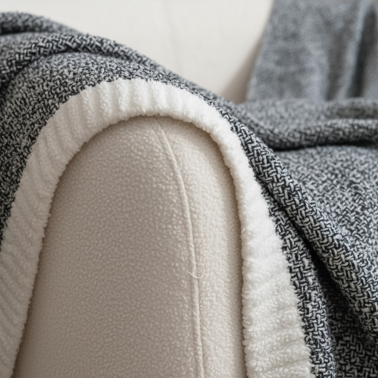 Manta Nórdica con Borde