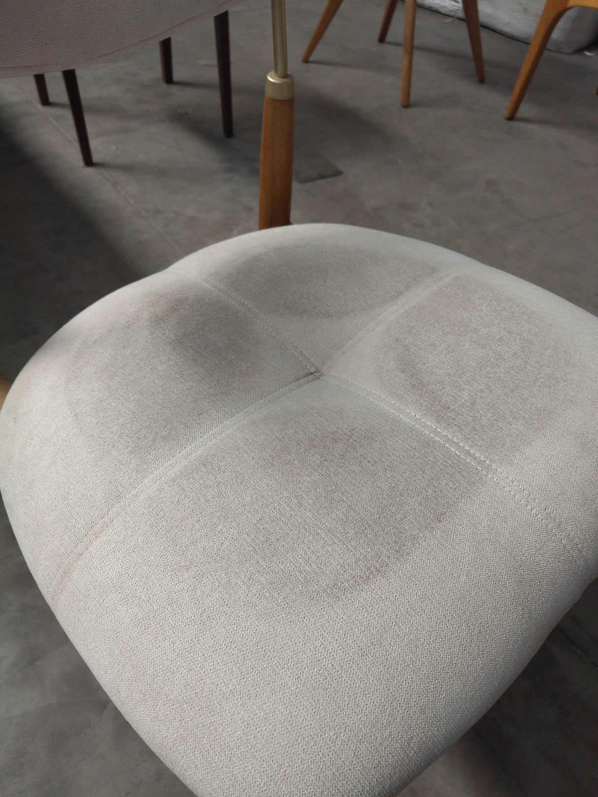 Silla Adara sin Brazo AQ2033 COR70 CP. Outlet S/CAMBIO NI DEVOLUCIÓN