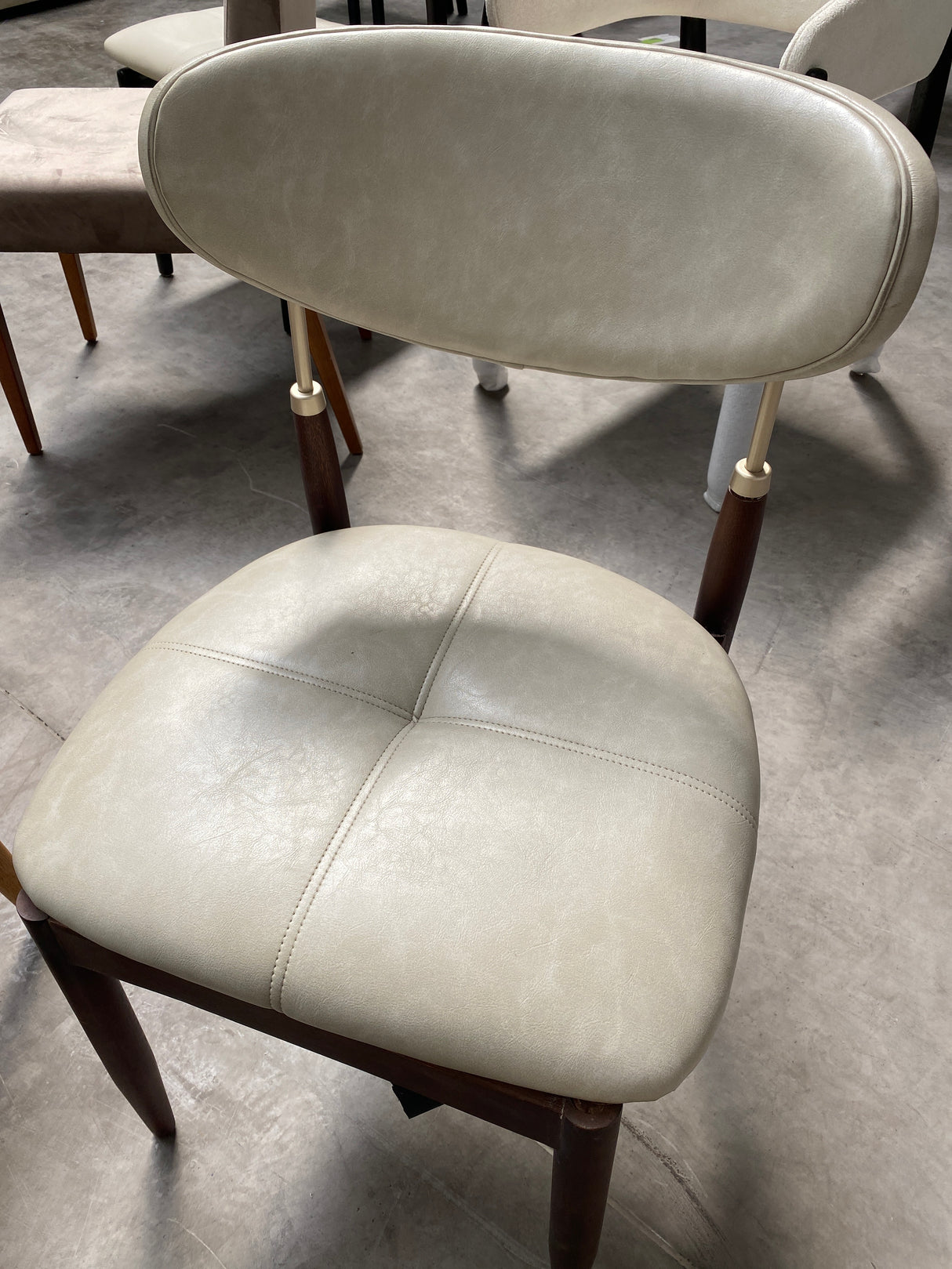 Silla Adara sin Brazo AA9010 COR10 CP. Outlet S/CAMBIO NI DEVOLUCIÓN