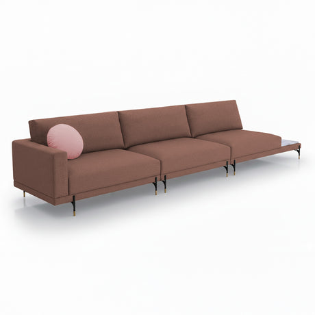 Sofá de 3 plazas para exterior con mesa de mármol.