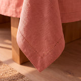 MANTEL BORDE PICOT ROSADO 180 x 350cm