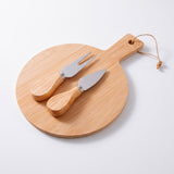 Set de tabla + 2 cuchillos para queso  18 x 25cm