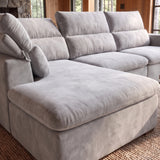 Sofá Seccional 3 Cuerpos Dublin con Chaise Longue Izquierdo Tela Gris Claro - 2.80 x 1.90m a Confección