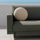 Sofá de terraza con pouf