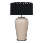 Lámpara de cerámica con pantalla de tela