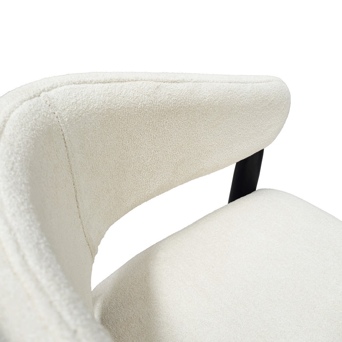 img 06 silla isabely stock.jpg__PID:5b772e37-0052-4e7b-b944-38b647dfb965