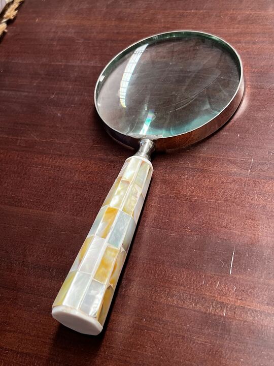 Lupa de nácar Dorado Outlet S/CAMBIO NI DEVOLUCIÓN