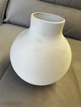 Florero de Cermica Blanco Redondo Outlet S/CAMBIO NI DEVOLUCIÓN