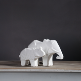 elefante decorativo de porcelana blanca