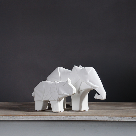 elefante decorativo de porcelana blanca
