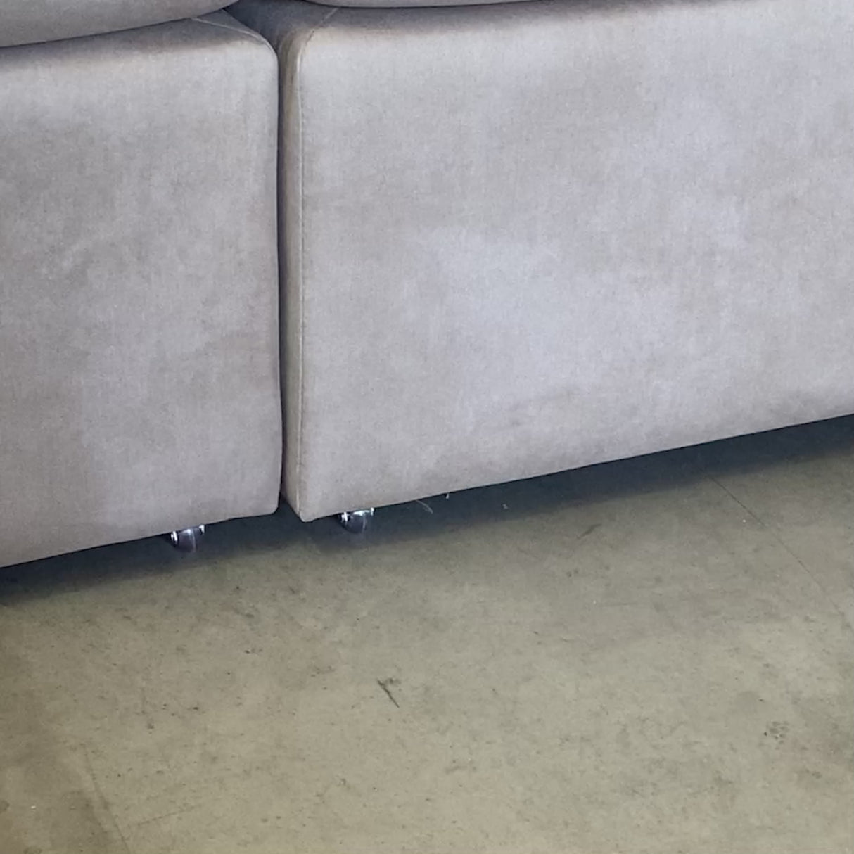 Sofá Reclinable y Extensible Toquio 2.44MT 4003 Impermeabilizado Stock