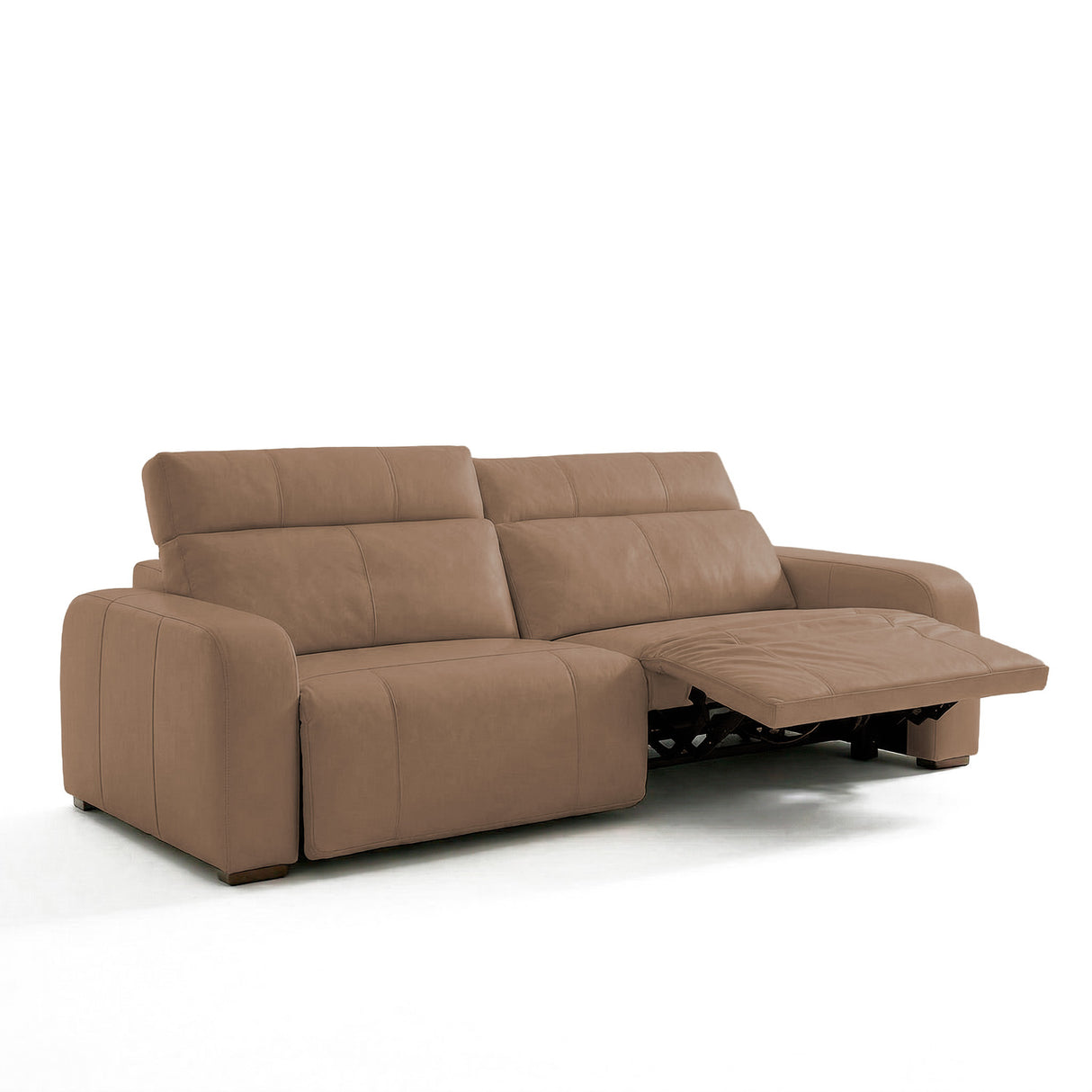 Sofá de Cuero Trivor Reclinable y Extensible 2 Cuerpos Almendra - 2.42m a Confección